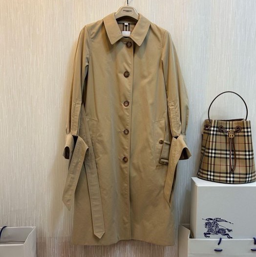 BURBERRY英國蜜色風衣UK2-1