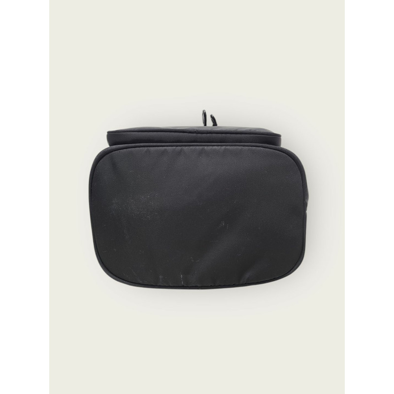 【包稅】PRADA 黑色尼龍 Piquadro 三角形標誌水桶包-5