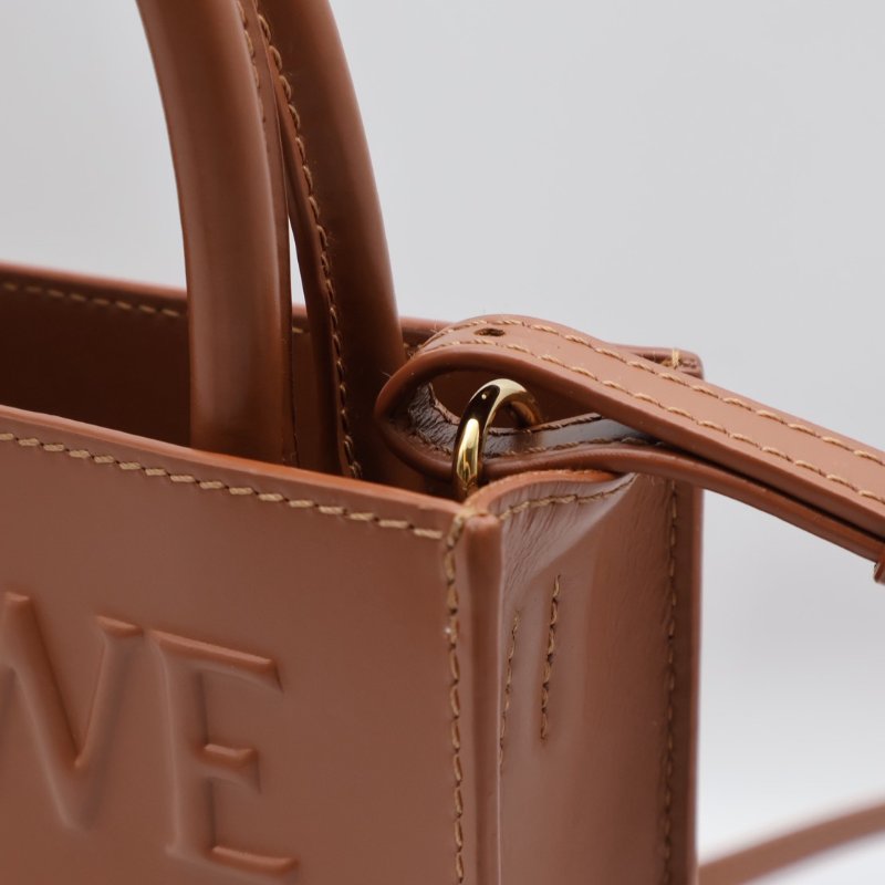 LOEWE Standard A5小牛皮斜背包-4