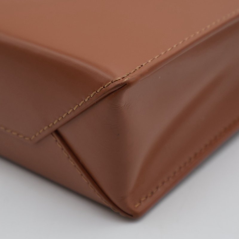 LOEWE Standard A5小牛皮斜背包-8