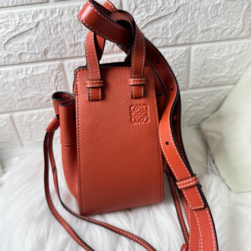 LOEWE Hammock Mini 牛皮手提/肩背二用包-7