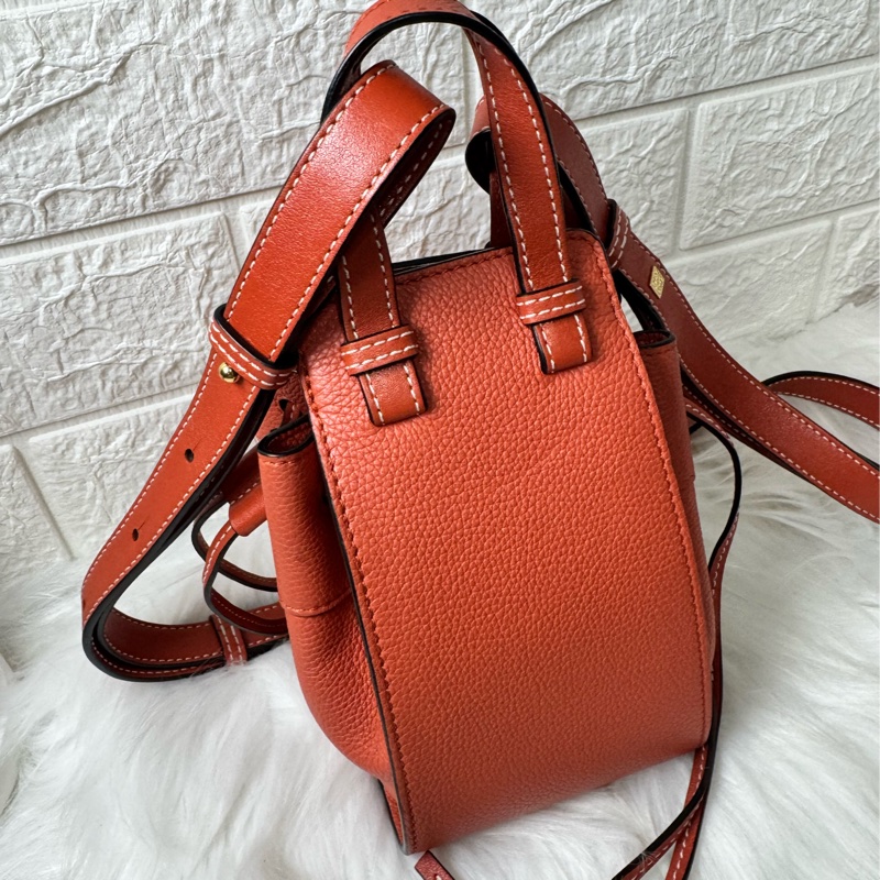 LOEWE Hammock Mini 牛皮手提/肩背二用包-31