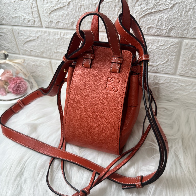 LOEWE Hammock Mini 牛皮手提/肩背二用包-35