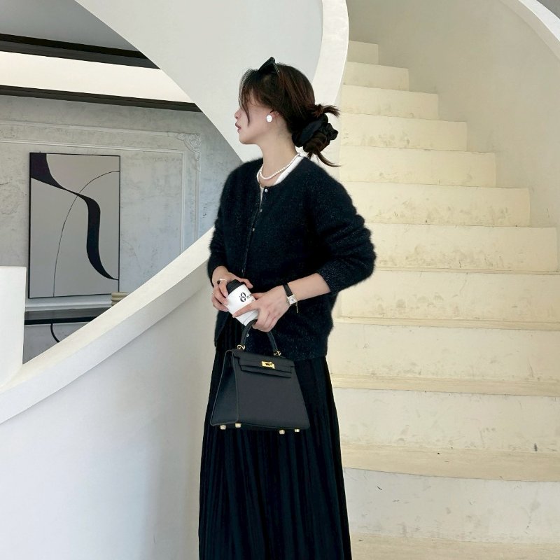 HERMES Kelly 28 - 黑金 B-10