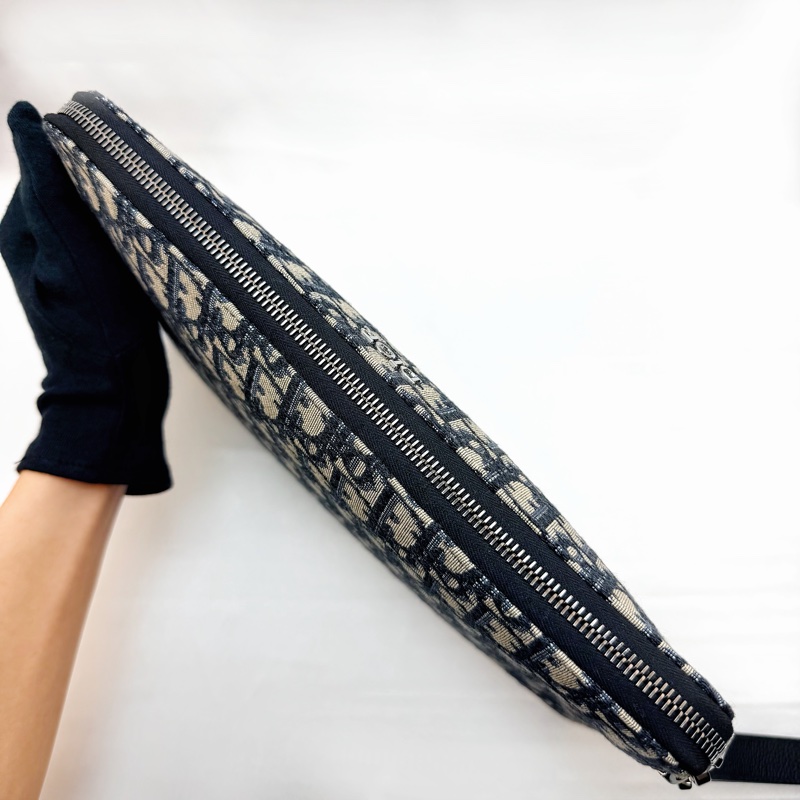 Dior 老花手拿包-4