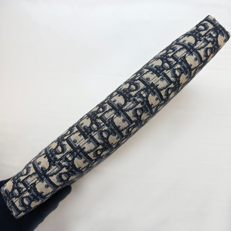 Dior 老花手拿包-5