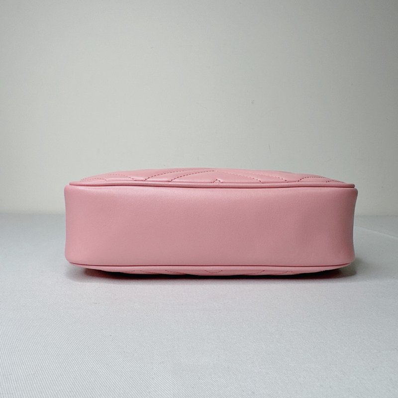 GUCCI 全新粉色牛皮相機包-8