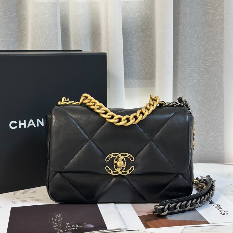 CHANEL 19 Bag 菱格紋羊皮手提肩背包 26 - 黑金-0