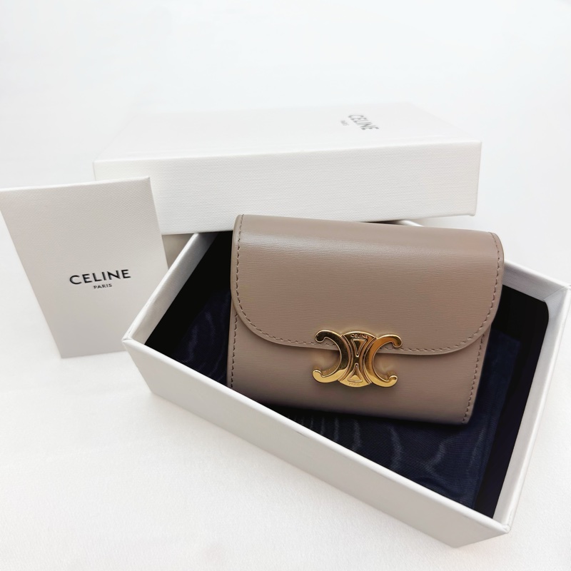 CELINE 灰褐色凱旋門釦式短夾-0