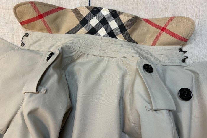 BURBERRY 英國黑標風衣UK2-11