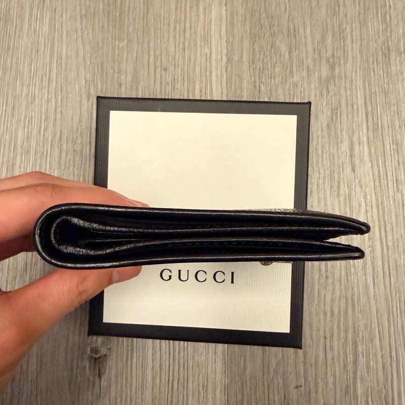 GUCCI 523664 皮革蜜蜂裝飾8卡短夾-5