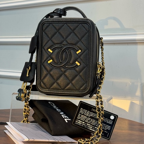 CHANEL香奈兒相機包小號菱格紋黑金牛皮單肩斜孭包