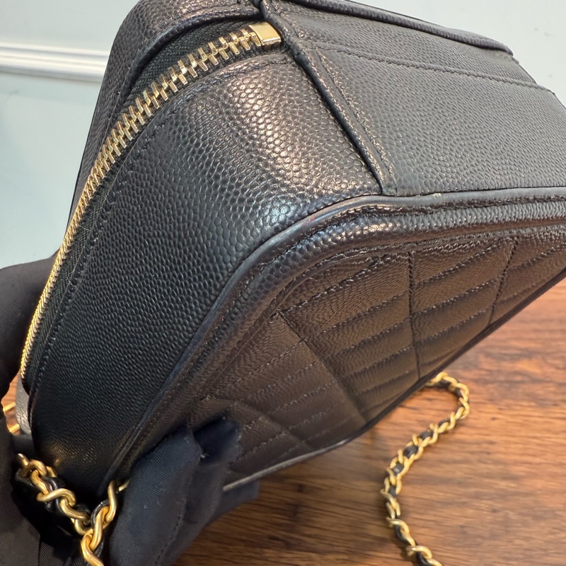 CHANEL香奈兒相機包小號菱格紋黑金牛皮單肩斜孭包-5