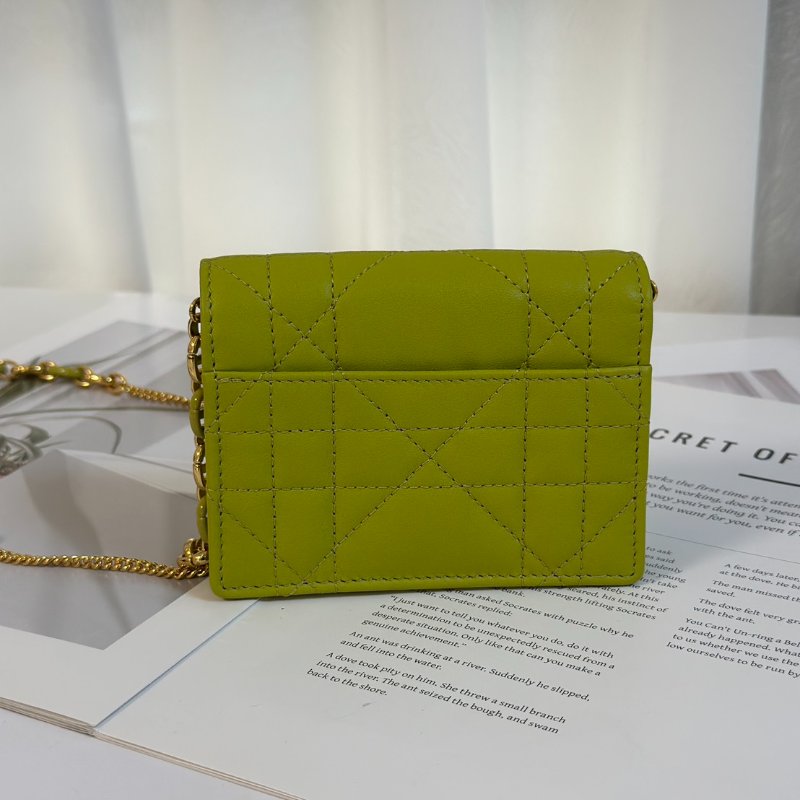 DIOR Caro藤格紋迷你鍊帶小包 - 果綠金-3