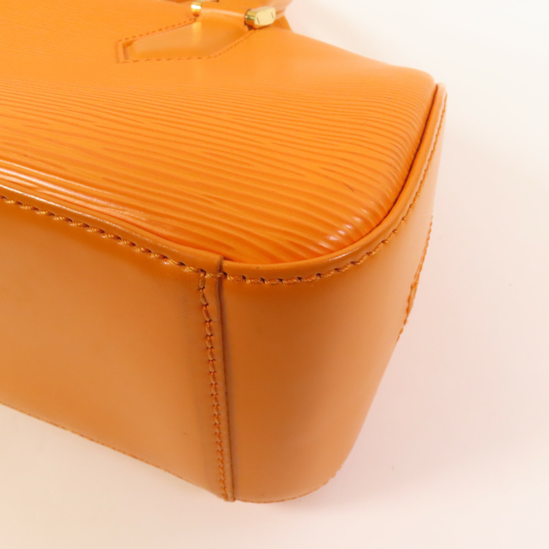 LOUIS VUITTON Epi Jasmin金扣手挽袋-11