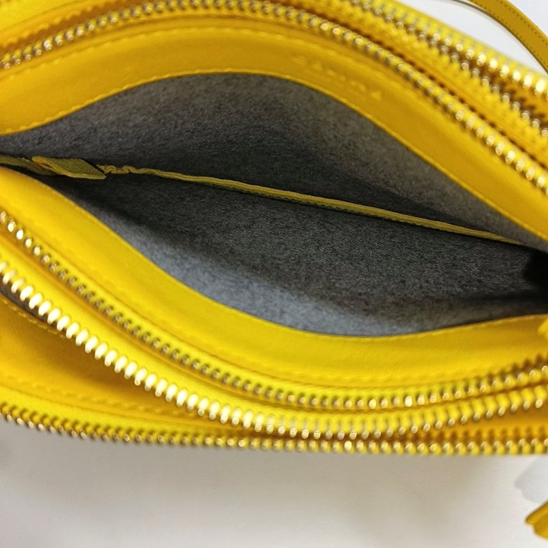 CELINE TRIO小號黃色羊皮斜挎包單肩包金色五金-6