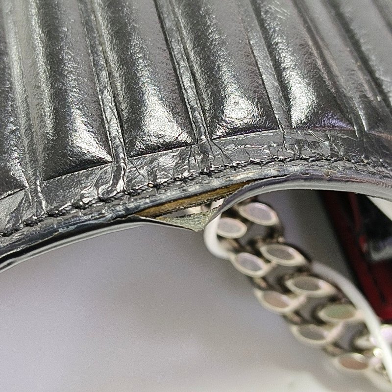 YSL KATE黑色牛皮絎縫斜挎包單肩包銀色五金可拆卸肩帶-10