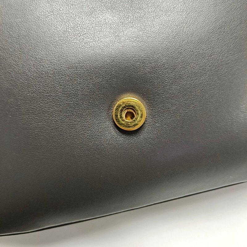 CELINE TABOU深灰色牛皮斜挎包 金色五金 可拆卸肩帶 9.8新-9