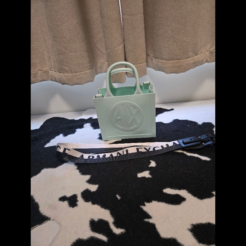 ARMANI EXCHANGE淺冰綠矽膠托特包-7