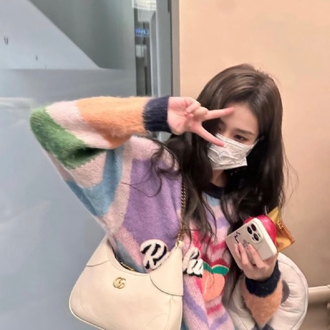 GUCCI米白色金扣雙G新月肩背包25*20*6.5 98新配件塵袋