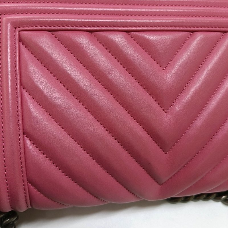 CHANEL BOY CHANEL中號粉色牛皮絎縫V紋單肩包斜挎包釕色五金26開可拆卸肩帶-13
