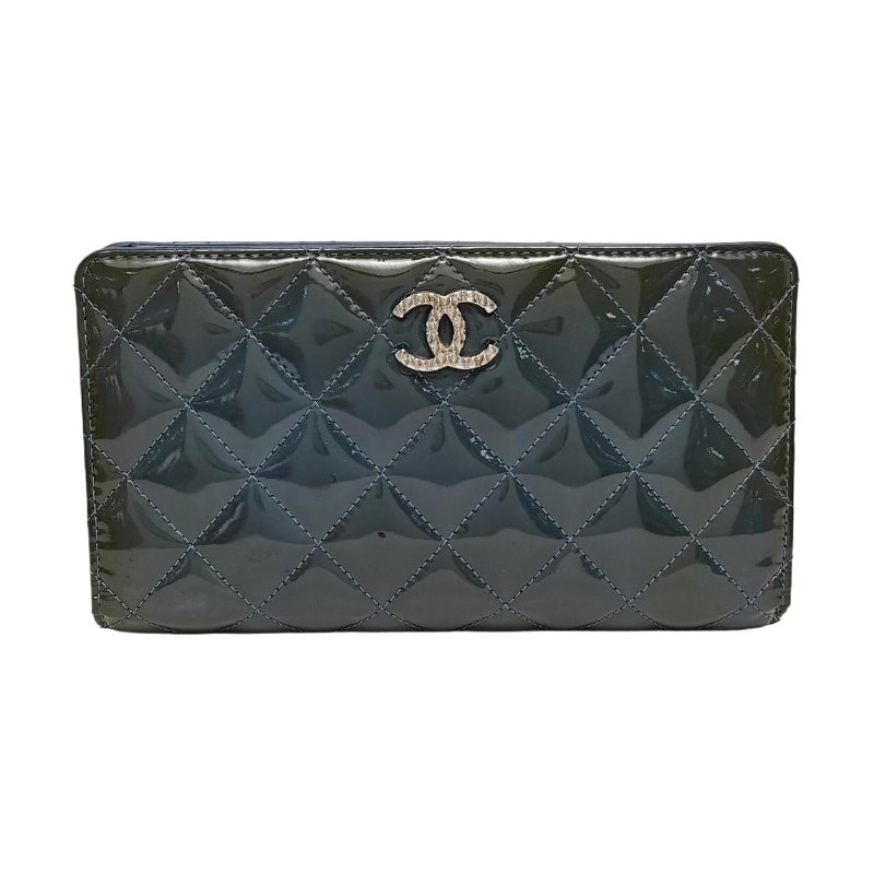CHANEL深藍色漆皮菱格紋絎縫錢包銀色五金15開-0