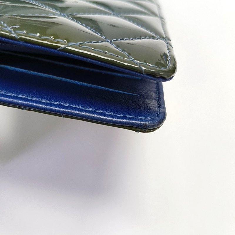 CHANEL深藍色漆皮菱格紋絎縫錢包銀色五金15開-10