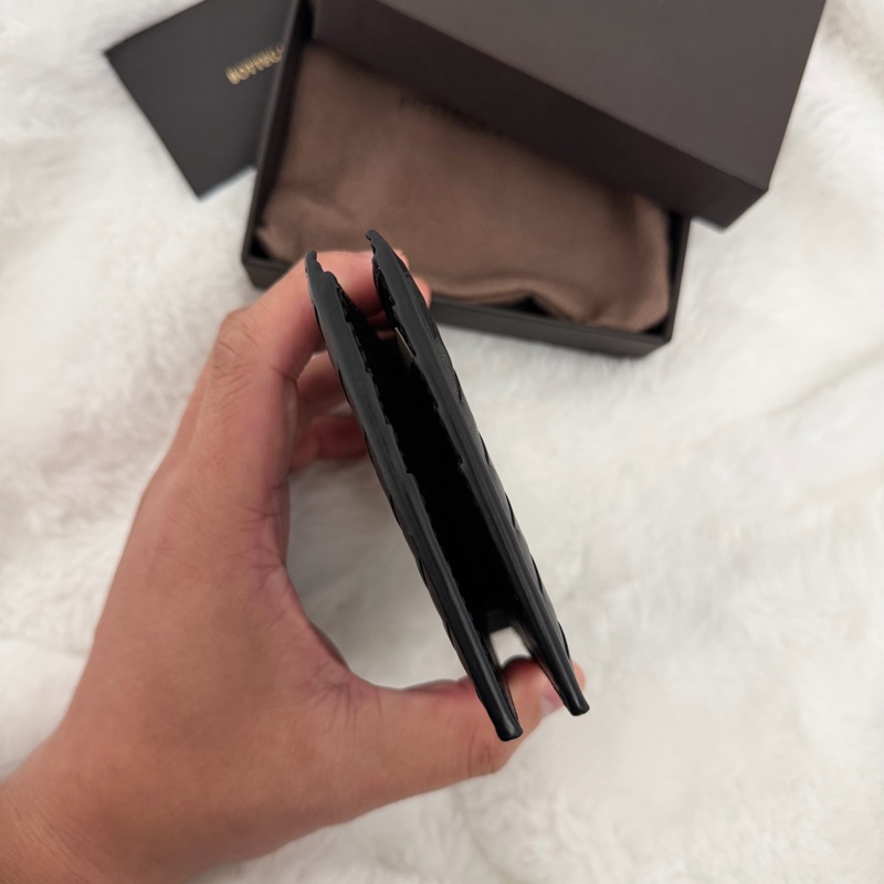 Bv經典黑色編織短夾-3