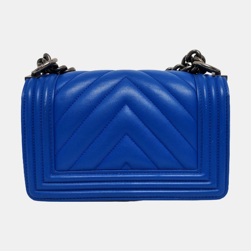 CHANEL BOY CHANEL小號藍色牛皮絎縫V紋單肩包斜挎包釘色五金22開可拆卸肩帶-4