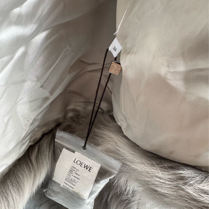 Loewe灰色羊毛大衣外套🧥36號 貴婦名媛必備商品❤️❤️-3