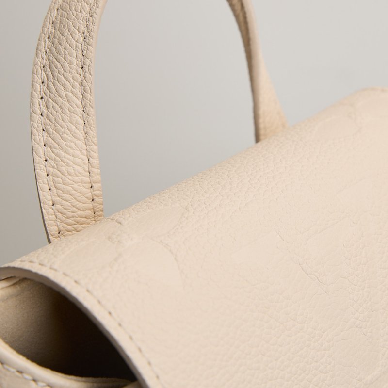 二手Lv backup 青蛙後背包／白壓紋-7