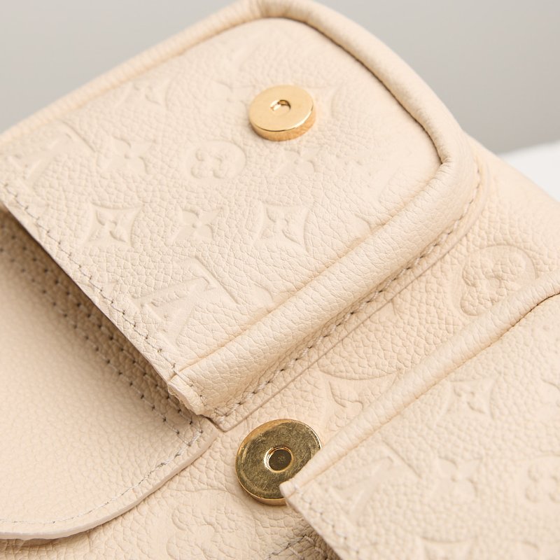 二手Lv backup 青蛙後背包／白壓紋-18