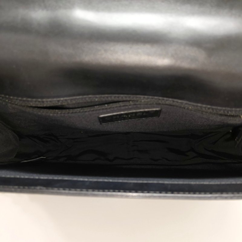 CHANEL BOY CHANEL Maxi 超大號黑色牛皮浮雕單肩包斜挎包釘色五金15開可拆卸肩帶-6