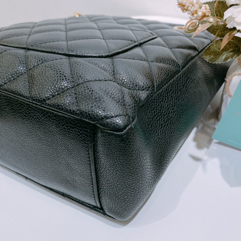 TW4678 Chanel香奈兒  菱格紋 金扣 鏈帶托特包Petite Shpping Tote Bag  Black x GHW Caviar-4