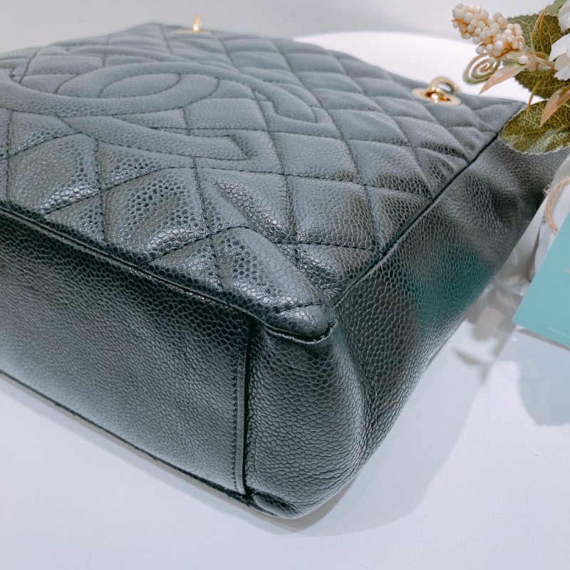 TW4678 Chanel香奈兒  菱格紋 金扣 鏈帶托特包Petite Shpping Tote Bag  Black x GHW Caviar-6