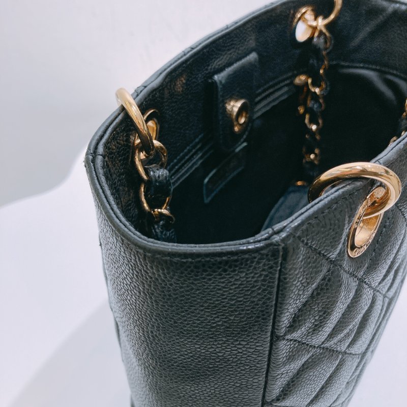 TW4678 Chanel香奈兒  菱格紋 金扣 鏈帶托特包Petite Shpping Tote Bag  Black x GHW Caviar-9