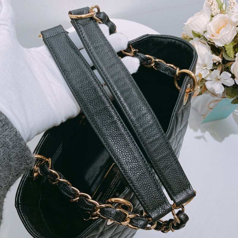TW4678 Chanel香奈兒  菱格紋 金扣 鏈帶托特包Petite Shpping Tote Bag  Black x GHW Caviar-12