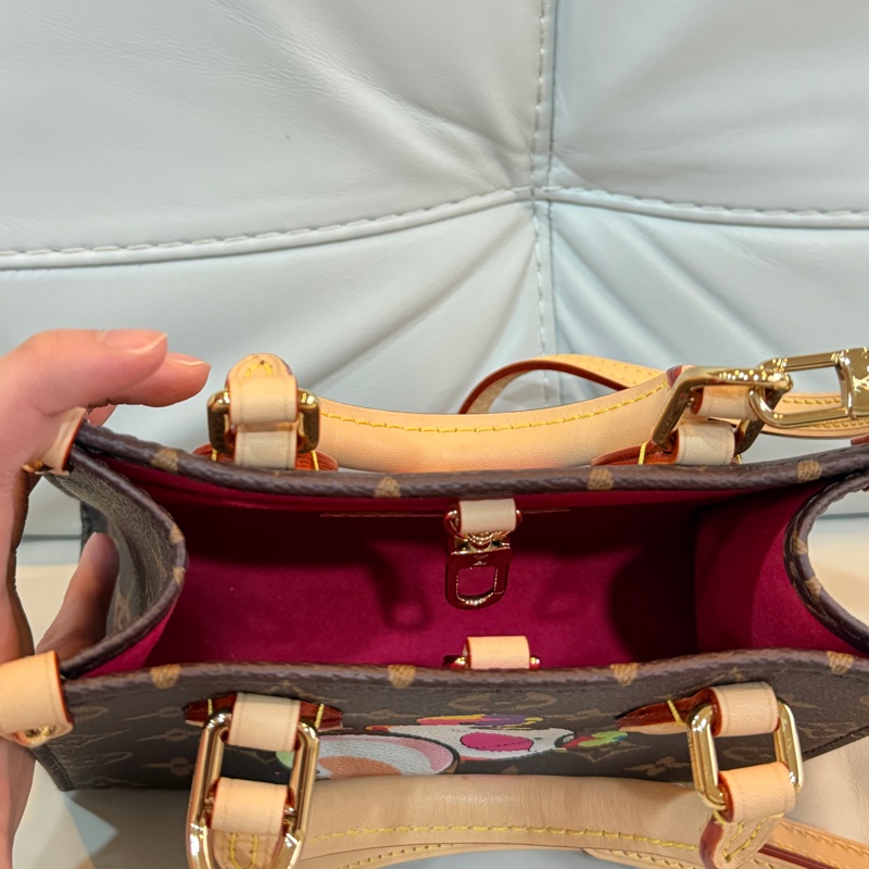 全新LV x TM OnTheGo BB-7