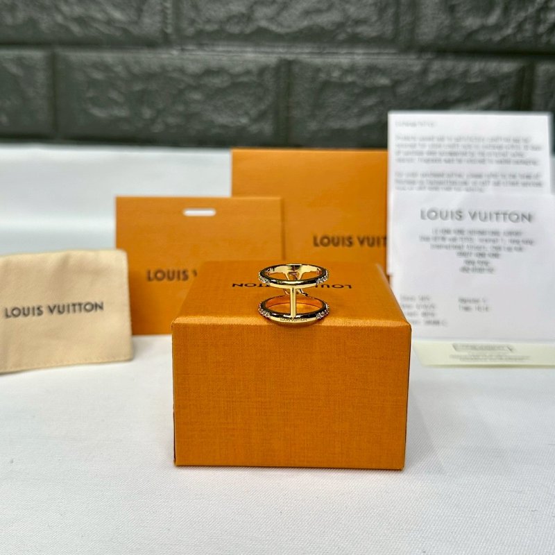 LV Iconic 金色戒指-1
