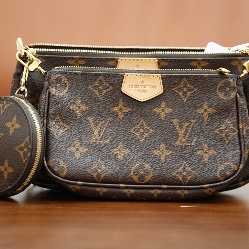 LouisVuitton/路易威登 Multi Pochette五合一綠色背带 肩背包斜挎包-1