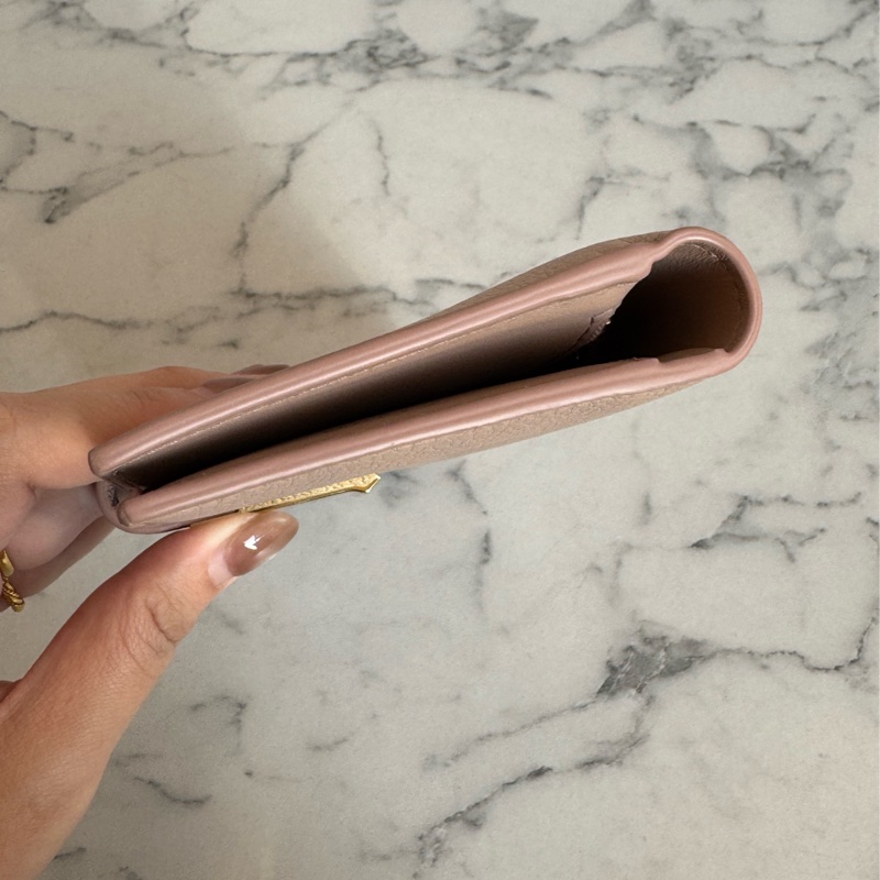 Bally膚色金釦對開長夾 極新極美-4