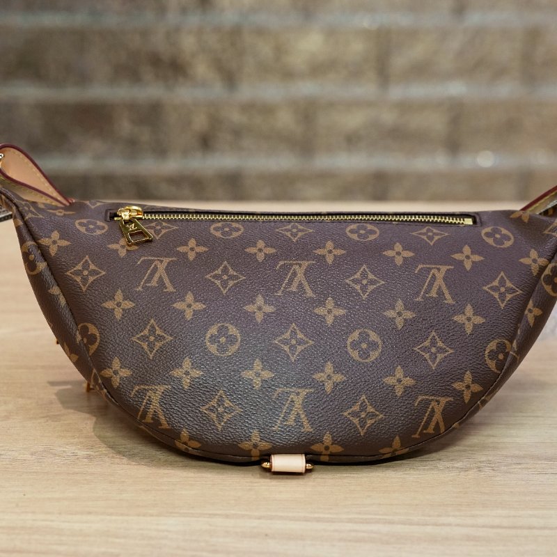 LouisVuitton/路易威登 Monogram Bumbag斜挎包腰包-3