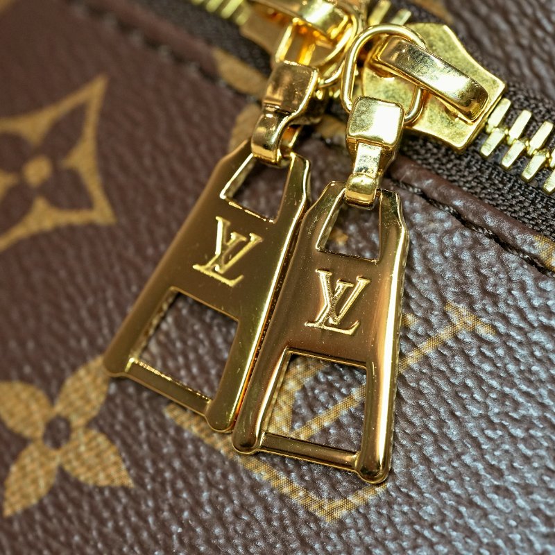 LouisVuitton/路易威登 Monogram Bumbag斜挎包腰包-13