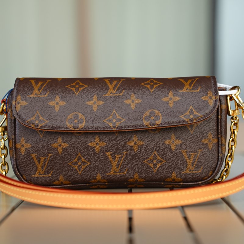 近全新LouisVuitton/路易威登 Monogram Ivy 鏈條肩背包 芯片款-0