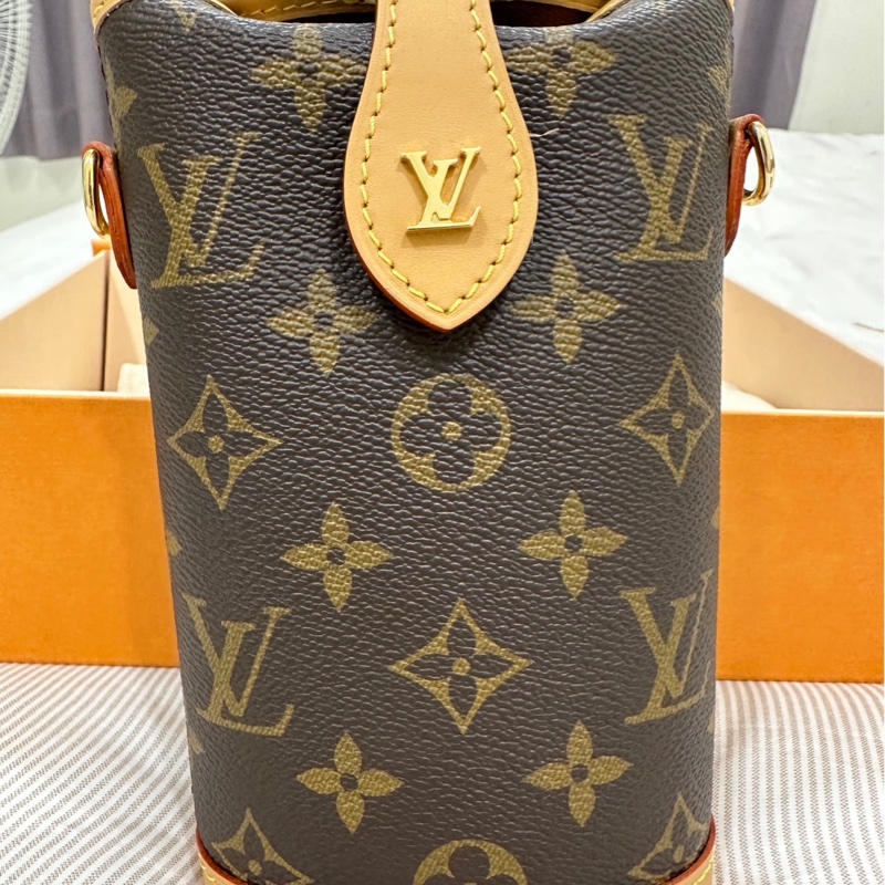Louis Vuitton Fold Me Pouch M80874｜薯條包-1