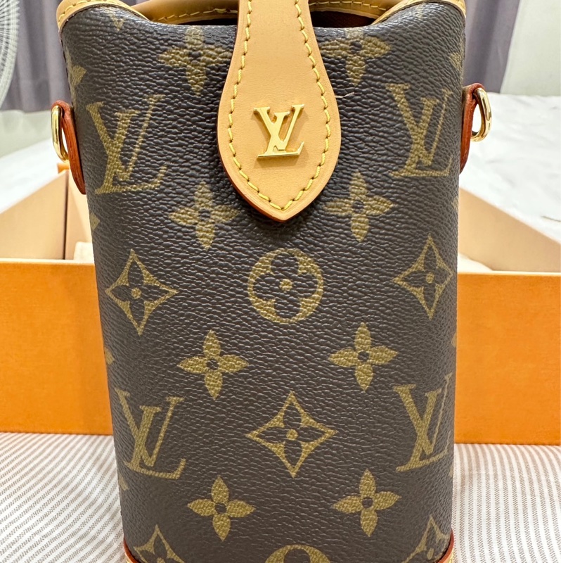 Louis Vuitton Fold Me Pouch M80874｜薯條包-7