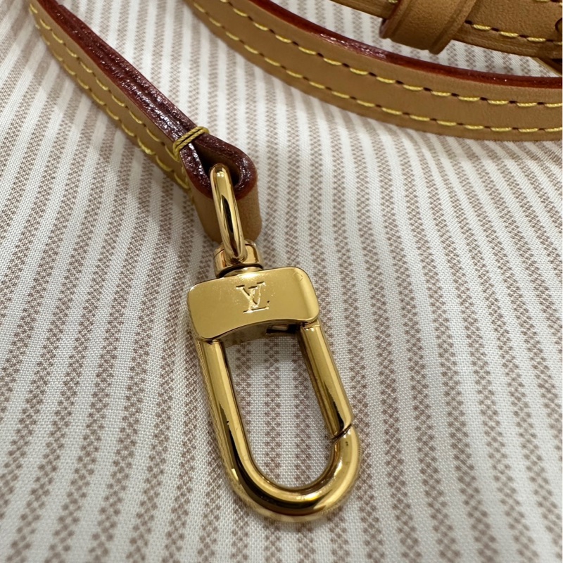 Louis Vuitton Fold Me Pouch M80874｜薯條包-11