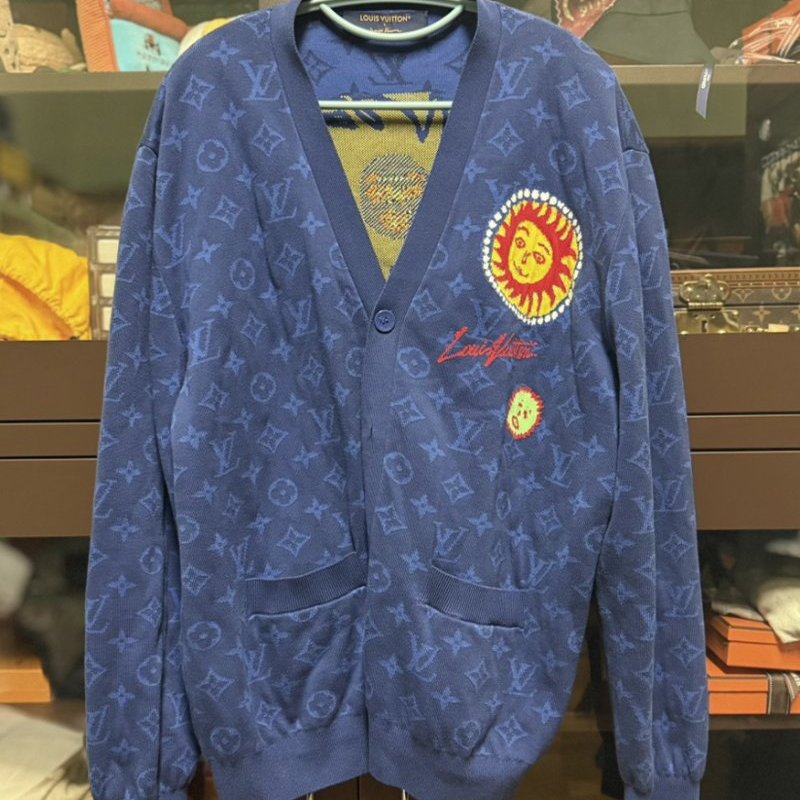 LV  × 草間彌生 滿版 Monogram Yayoi Kusama 聯名 針織 開襟外套 Knit Cardigan 藍色 毛衣外套-1