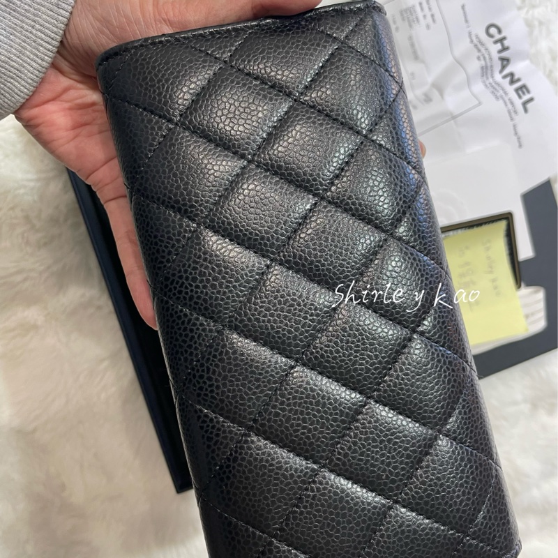 CHANEL 香奈兒 經典雙C LOGO荔枝牛皮黑金扣信封長夾(黑色/金扣)-13