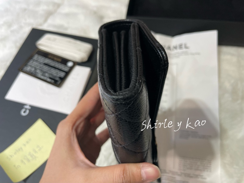CHANEL 香奈兒 經典雙C LOGO荔枝牛皮黑金扣信封長夾(黑色/金扣)-16